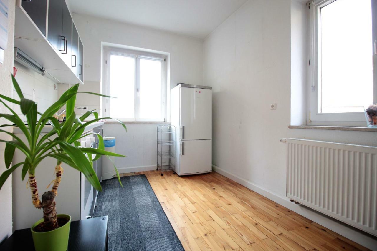 Charming 3-Bedroom Apartment With Parking Lot Wurzburgo Exterior foto