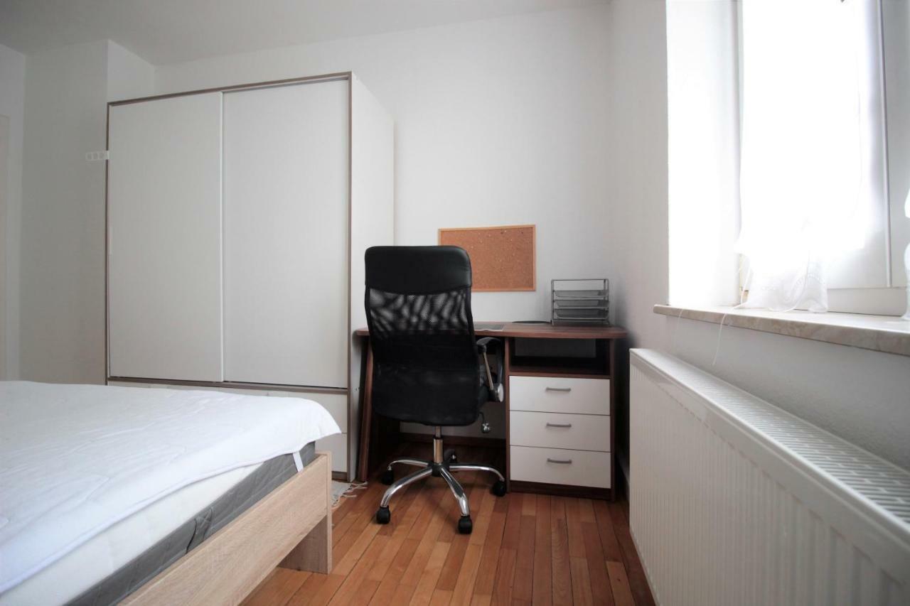 Charming 3-Bedroom Apartment With Parking Lot Wurzburgo Exterior foto